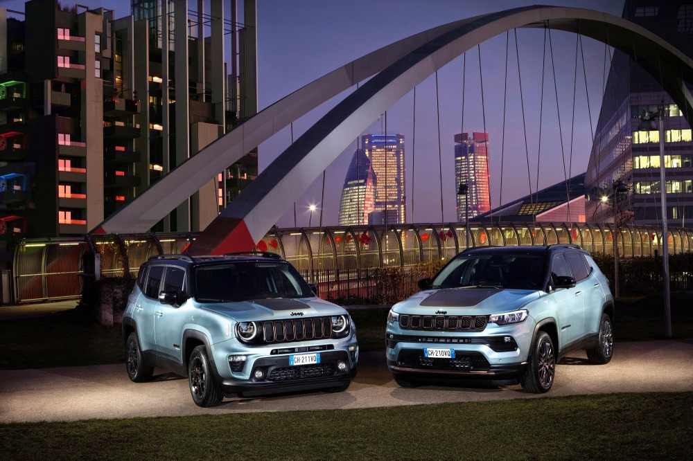 Image Nouvelles versions Jeep Renegade et Compass e-Hybrid 2022